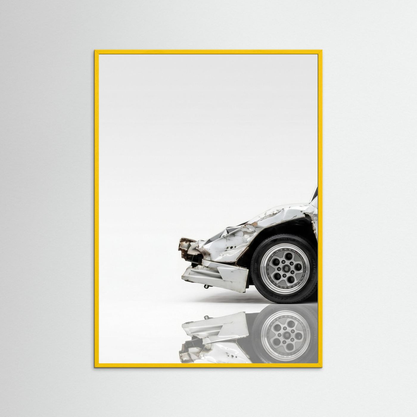 TWOWS COUNTACH CRASHED