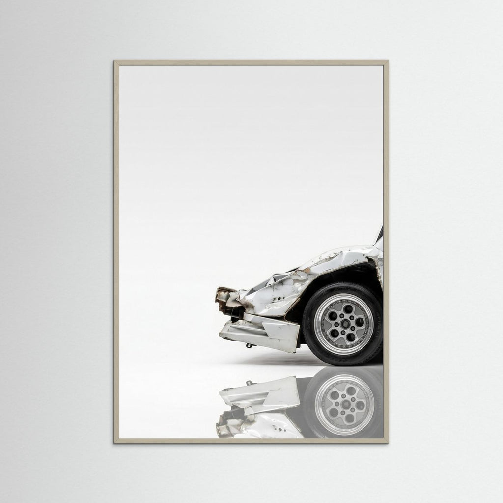 TWOWS COUNTACH CRASHED